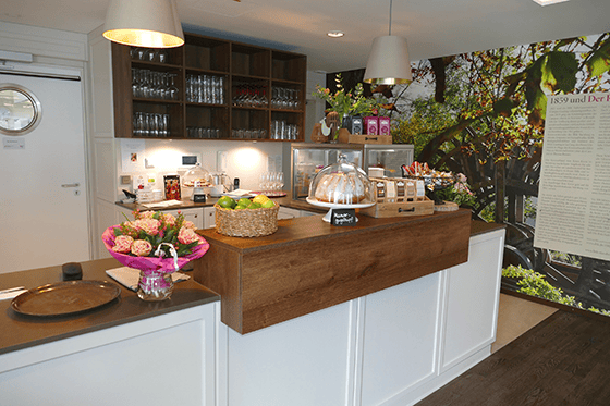 Café mit Mittagstisch "1859" im BRK Mehrgenerationencampus Gauting